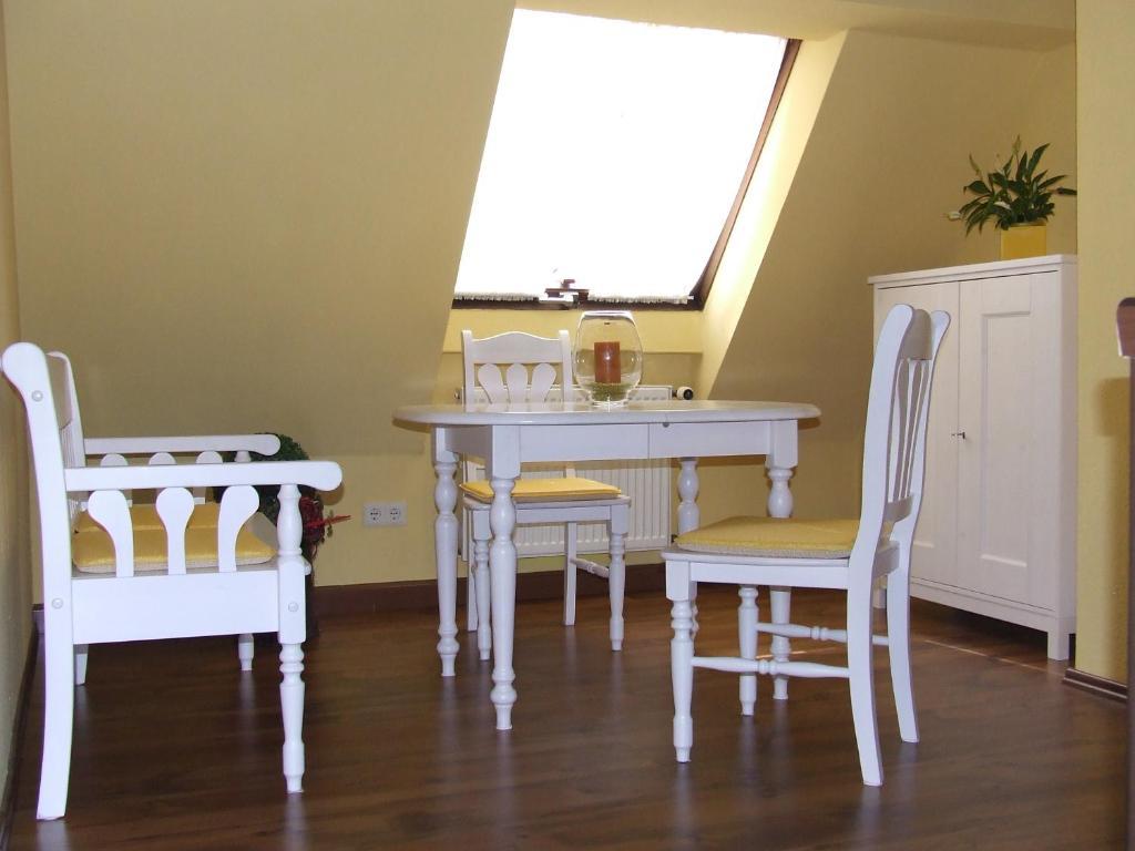 Haus Am Kastanienwald Hotel Dorrenbach Bilik gambar